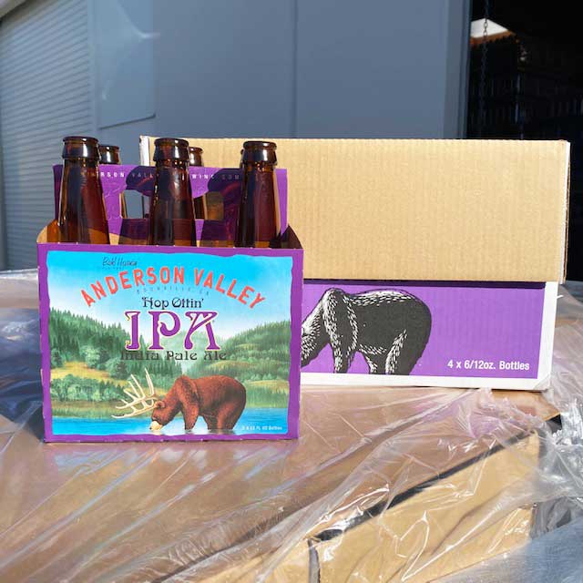 Beer Bottle - 12 oz - Case of 24 Bottles in Brewery Branded Box with 6 Pack Holders 1