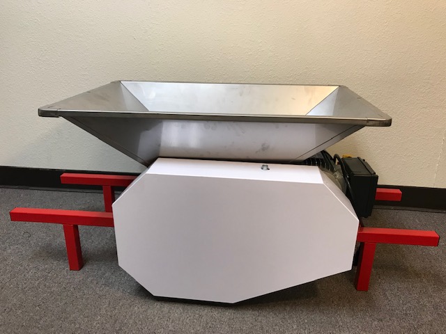UNAVAILABLE UNTIL ANTICIPATED JULY 2022 ARRIVAL - Motorized Apple Cutter & Crusher - SS Knives - 75cm x 50cm hopper
