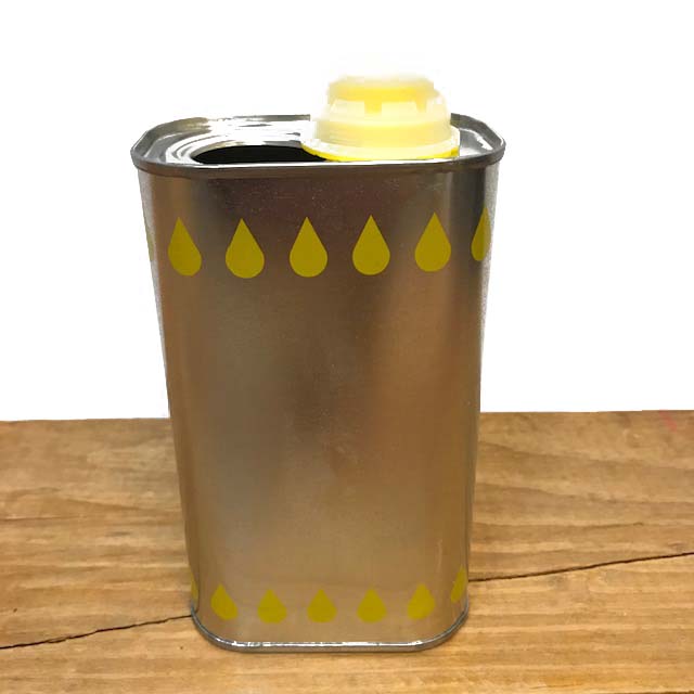 Oil Can - 500 ml - Rectangular - Includes pour spout and lid