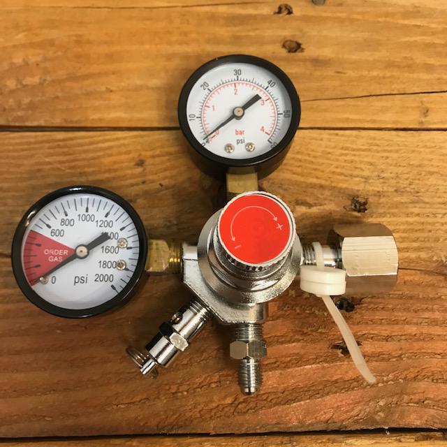 CO2 Regulator - Double Gauge - 0-60 PSI