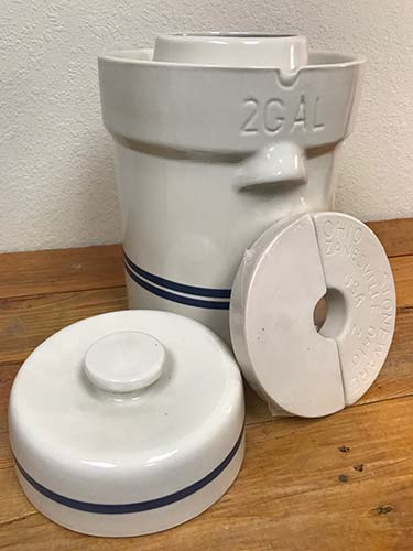 DISCONTINUED - Ohio Stoneware Water Seal Crock Set - 2 Gallon - includes Lid and Weights