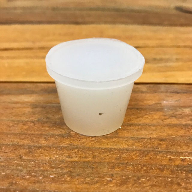 Silicone Solid Stopper - #6.5 - 7 - Fits Glass Carboys