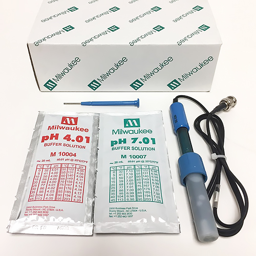 pH Meter, Milwaukee 014pH, Battery, Double Junction pH Probe, 4, 7