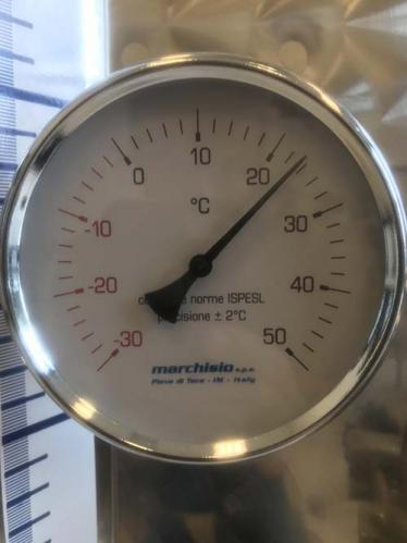 1000L+ Tank Accessory - Thermometer Installed Through Wall