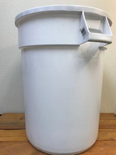 Bucket - Food Grade Plastic - 44 Gallon - Round with Handles