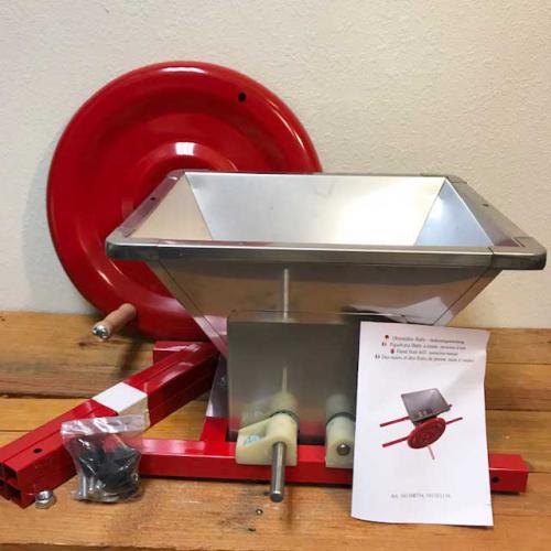 SOLD OUT FOR 2023 - UNAVAILABLE WITH UNKNOWN ETA - Manual Apple Cutter & Crusher - Tooth & Knife Rollers - 40cm x 40cm hopper