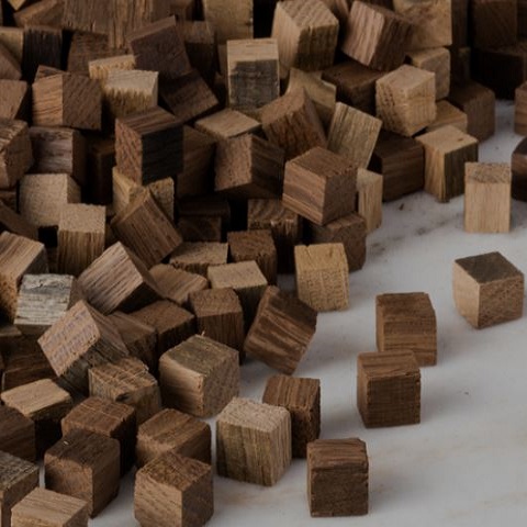 DISCONTINUED - Oak Cubes - French Medium Plus Toast - 8 oz - Treats 10-30 Gal Red Wine or 60-120 Gal White Wine