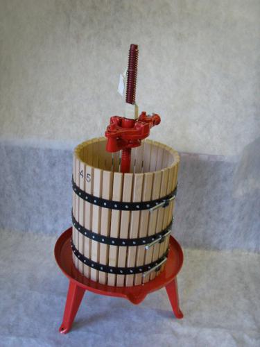 END OF HARVEST SALE PRICING IN EFFECT - #45 Wine Press - 25 gallon - Ratchet Press